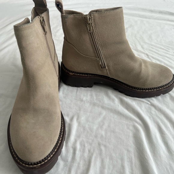 Nordstrom Miller Water Resistant Chelsea Boot - Picture 2 of 7